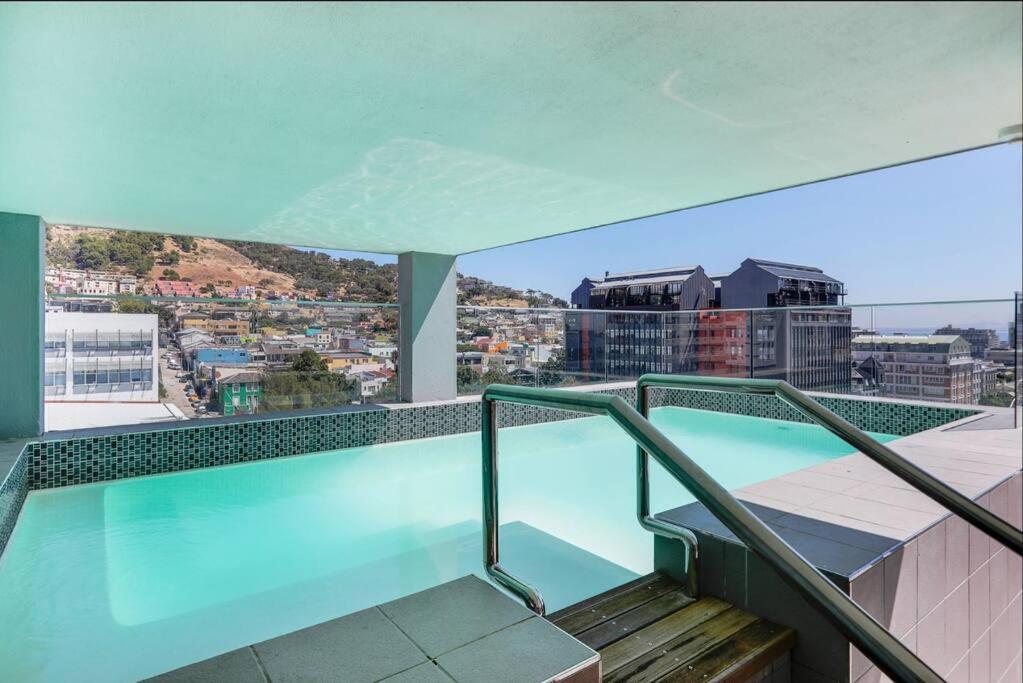 Luxury On Bree With Pool, Table Mountain View
