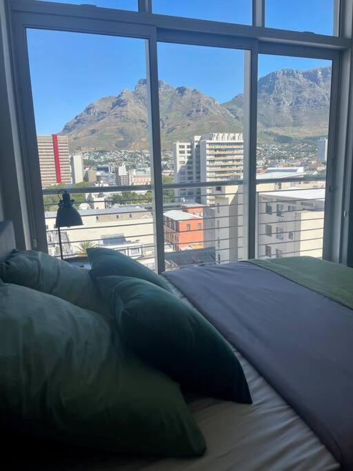 Luxury On Bree With Pool, Table Mountain View Apartment Cape Town